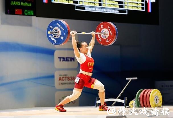 中国举重队集结冬训 以老带新迎接级别调整