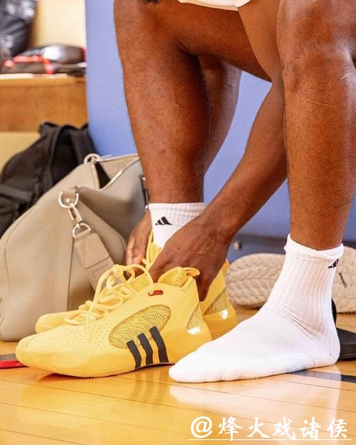 米切尔：靠直觉打球克服疲劳之旅